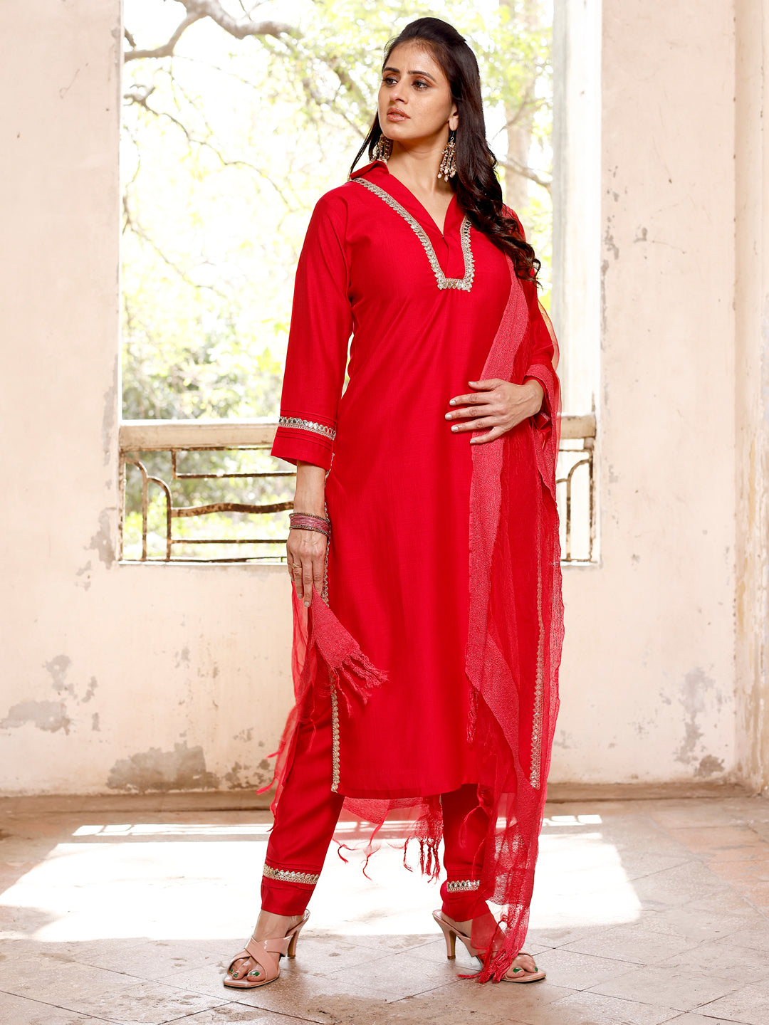 Elegant Stylish Solid Salawar Suit