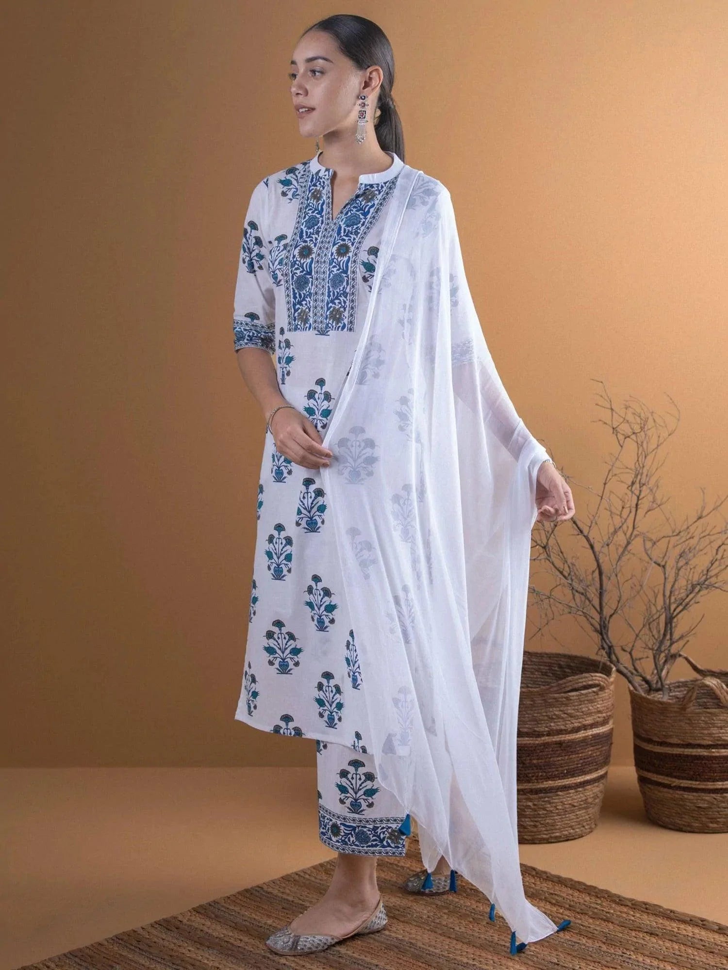 Amazing Cotton Blend Printed Kurta Set